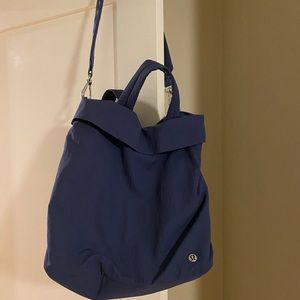 Lululemon On My Level Bag 19L - used once!